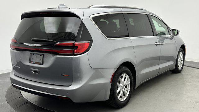 used 2021 Chrysler Pacifica car, priced at $18,600