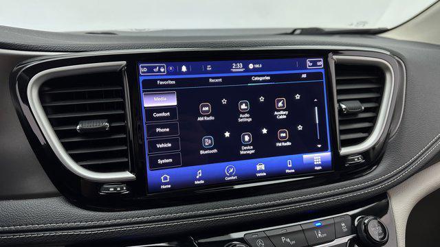used 2021 Chrysler Pacifica car, priced at $18,600