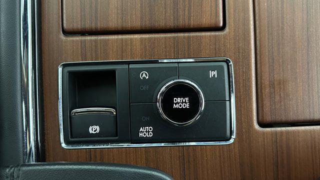 used 2024 Lincoln Navigator car, priced at $65,999