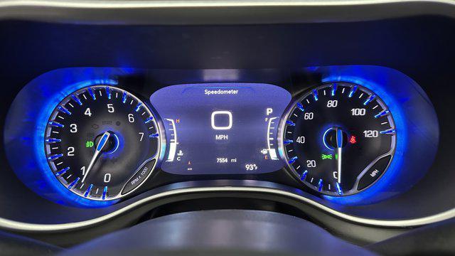 used 2025 Chrysler Pacifica car, priced at $29,600