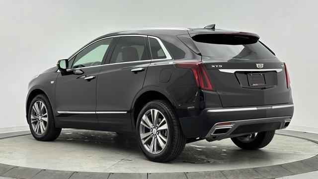 used 2025 Cadillac XT5 car, priced at $40,000