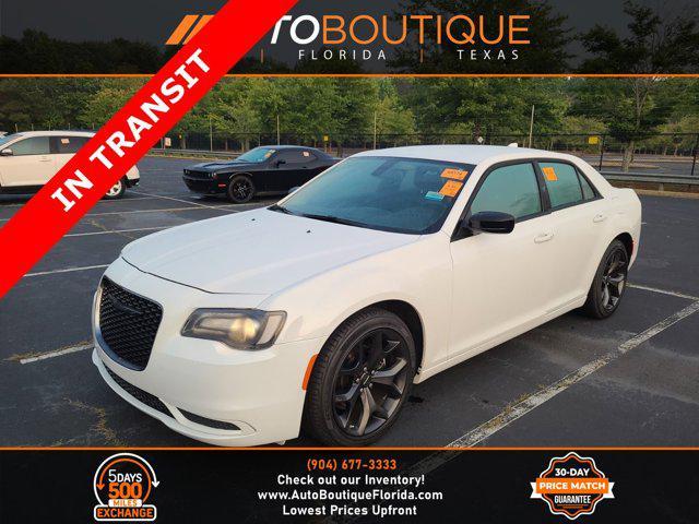 used 2022 Chrysler 300 car
