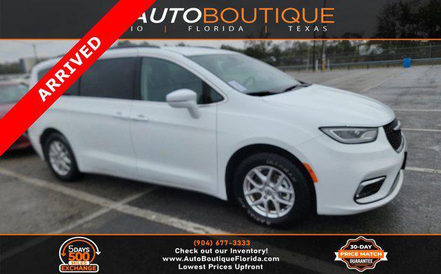 used 2022 Chrysler Pacifica car, priced at $18,800