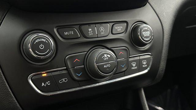used 2019 Jeep Cherokee car, priced at $17,500
