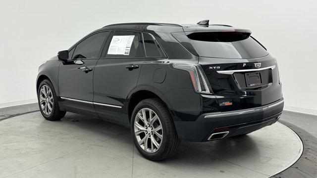 used 2021 Cadillac XT5 car, priced at $25,500
