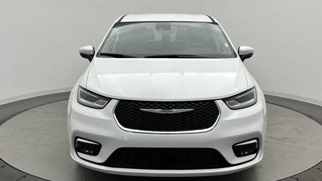 used 2023 Chrysler Pacifica car, priced at $20,000