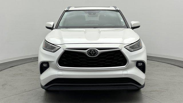 used 2020 Toyota Highlander car, priced at $22,500