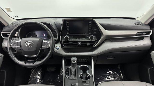 used 2020 Toyota Highlander car, priced at $22,500