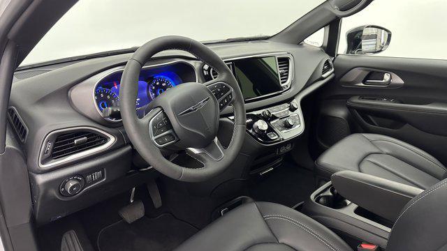 used 2025 Chrysler Pacifica car, priced at $34,000
