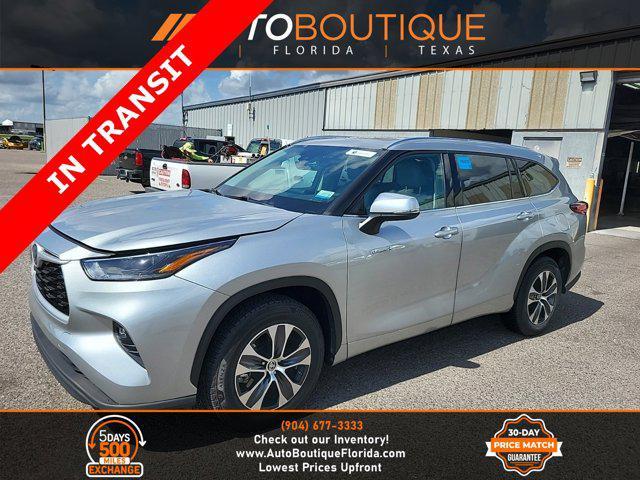 used 2021 Toyota Highlander Hybrid car, priced at $35,400