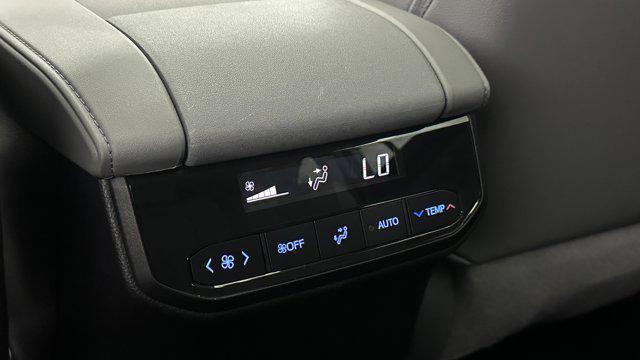 used 2021 Toyota Highlander Hybrid car, priced at $35,000