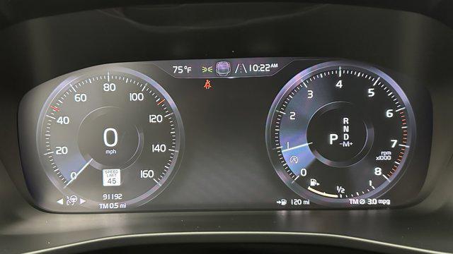 used 2021 Volvo XC40 car, priced at $18,300