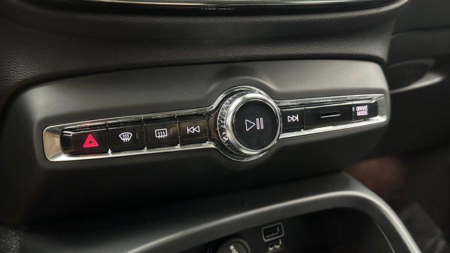 used 2021 Volvo XC40 car, priced at $18,300