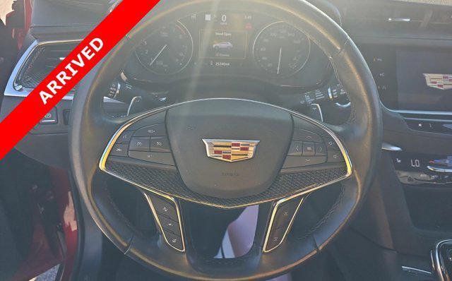 used 2021 Cadillac XT5 car, priced at $30,400