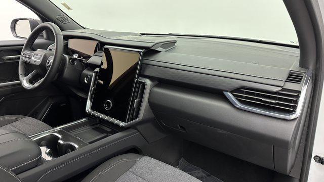 used 2025 GMC Acadia car, priced at $40,500