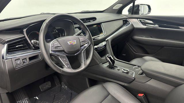 used 2024 Cadillac XT5 car, priced at $33,100