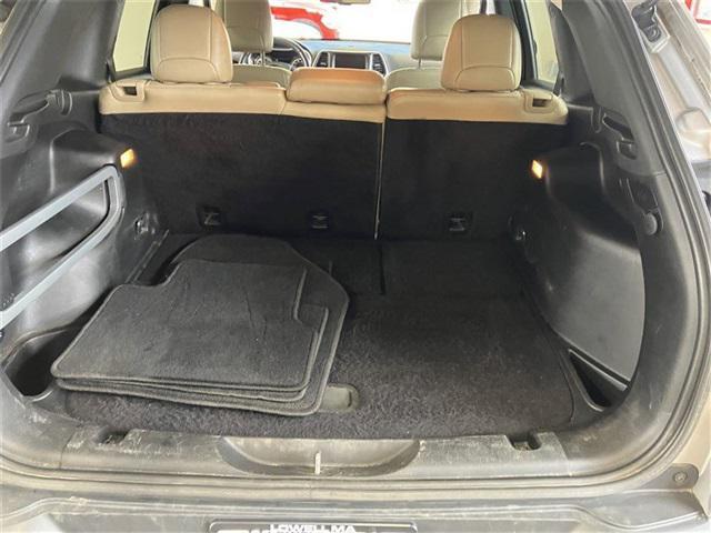 used 2015 Jeep Cherokee car, priced at $11,900