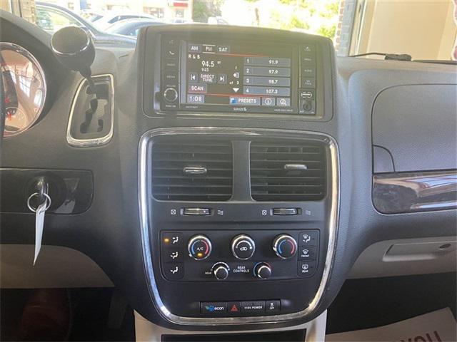 used 2014 Dodge Grand Caravan car, priced at $10,000