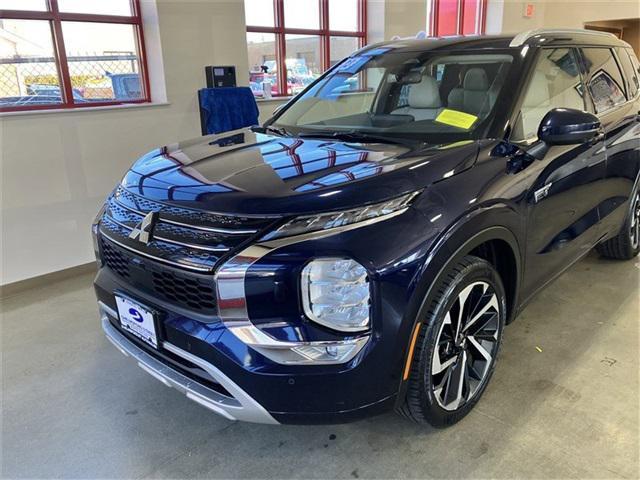 used 2023 Mitsubishi Outlander PHEV car, priced at $19,900