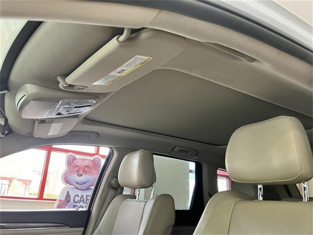 used 2015 Jeep Grand Cherokee car, priced at $15,900