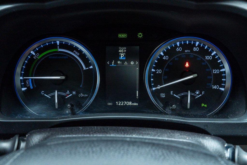 used 2016 Toyota Highlander Hybrid car, priced at $21,991