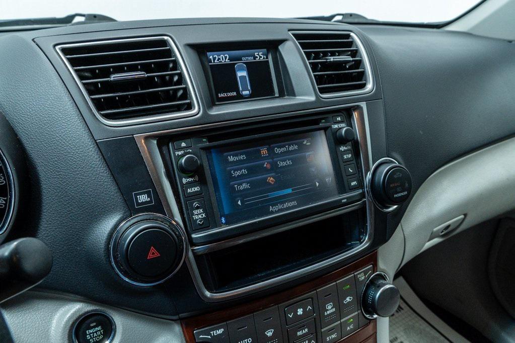 used 2013 Toyota Highlander car, priced at $15,991
