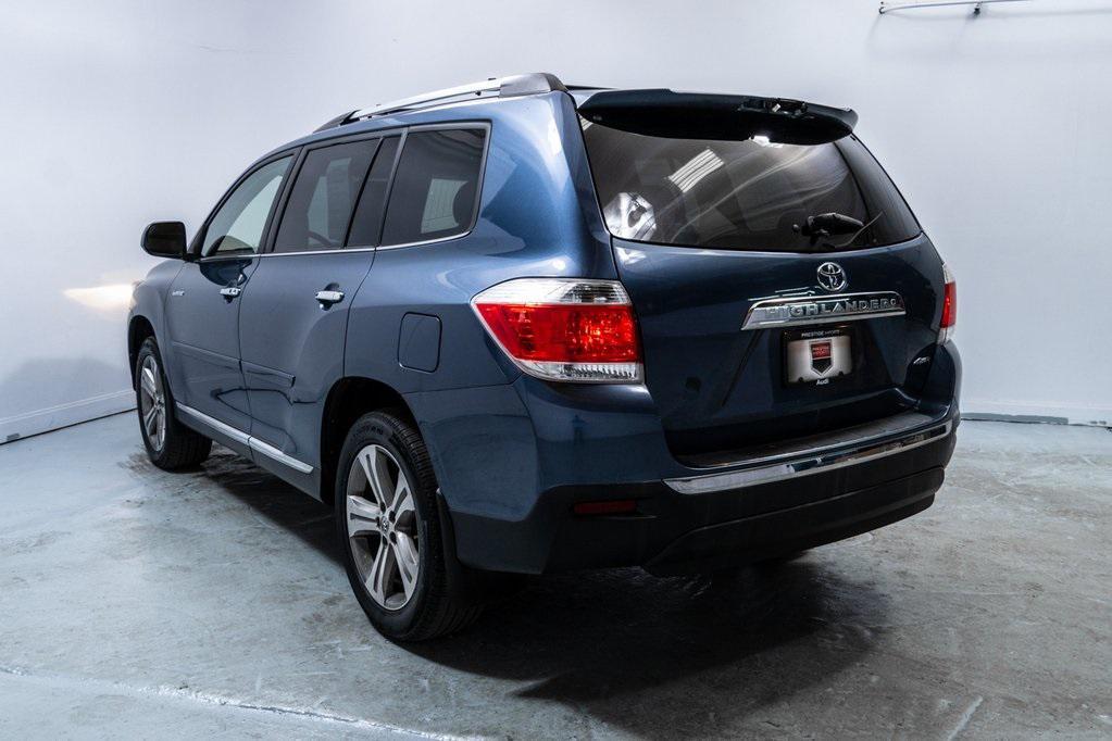 used 2013 Toyota Highlander car, priced at $15,991