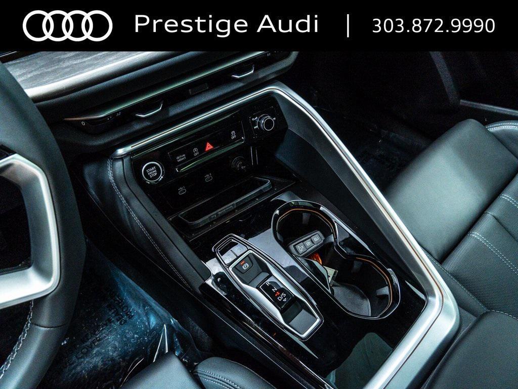 new 2025 Audi Q5 car, priced at $65,034