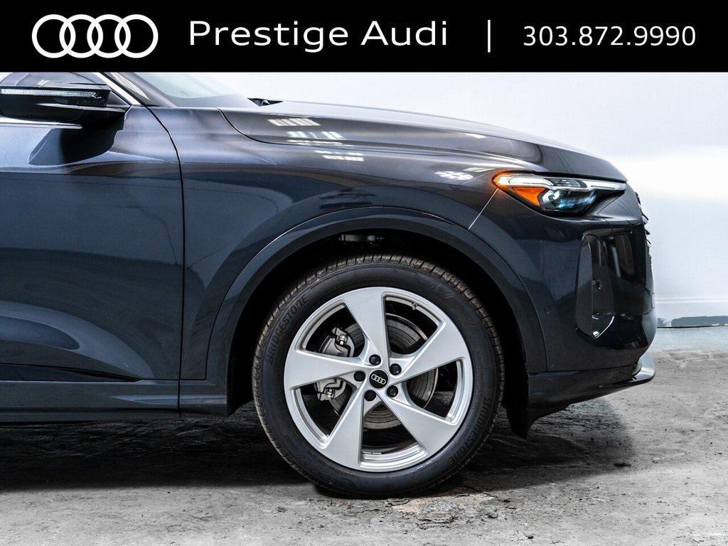 new 2025 Audi Q5 car, priced at $65,034