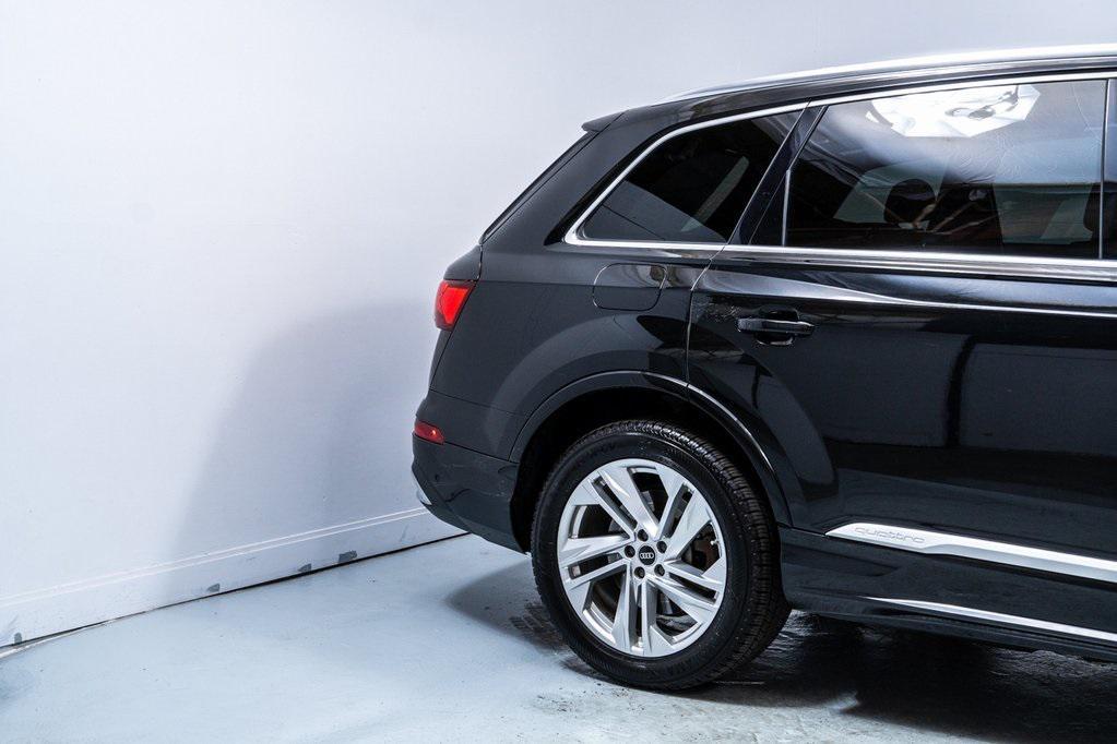 used 2022 Audi Q7 car, priced at $30,491