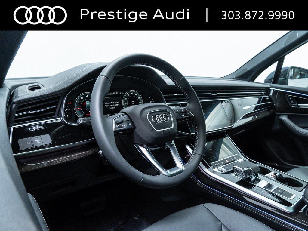 new 2025 Audi Q7 car, priced at $69,819