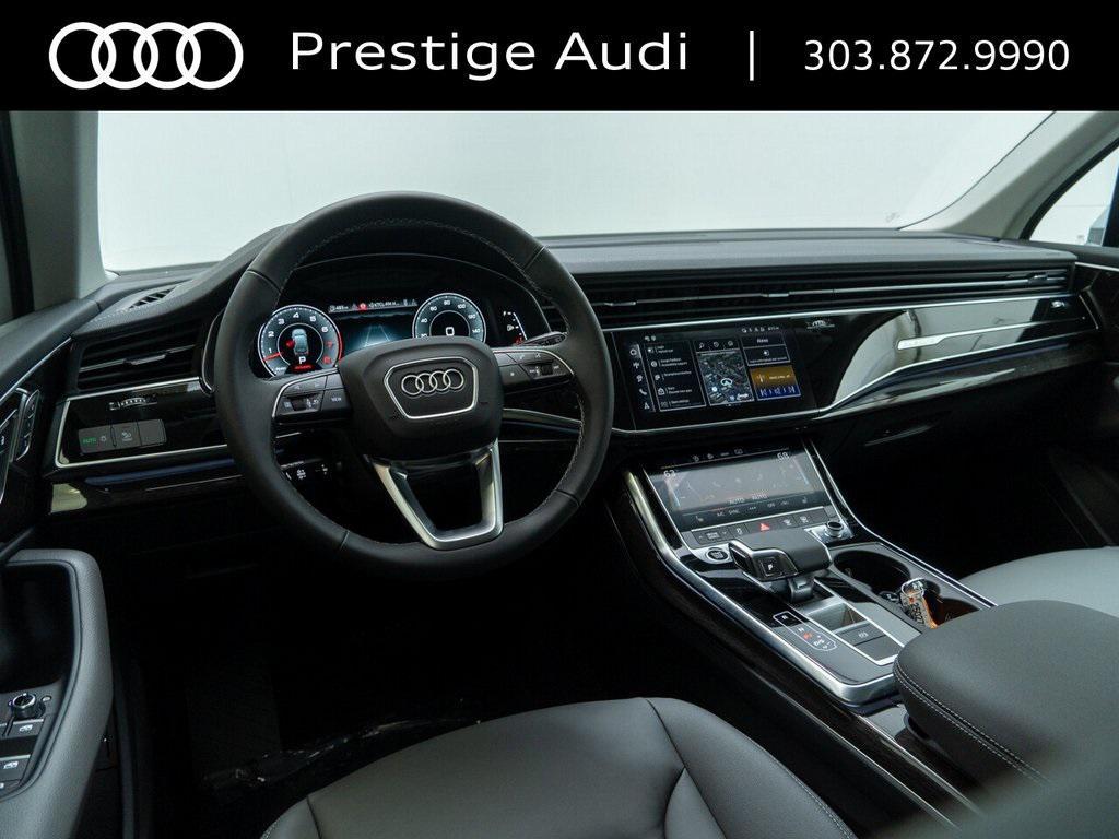new 2025 Audi Q7 car, priced at $68,539