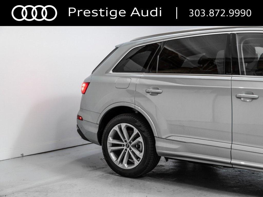 new 2025 Audi Q7 car, priced at $68,539