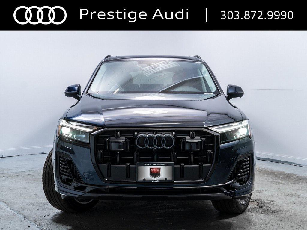 new 2025 Audi Q7 car, priced at $74,989