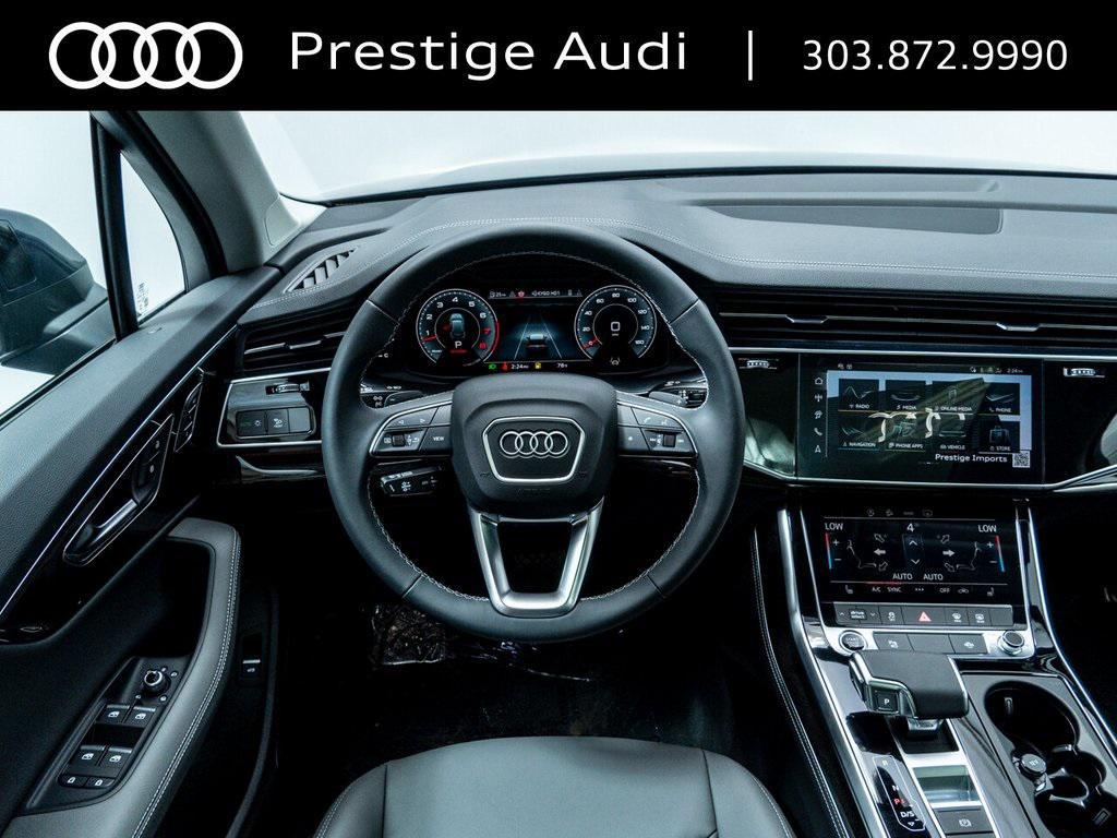 new 2025 Audi Q7 car, priced at $74,989