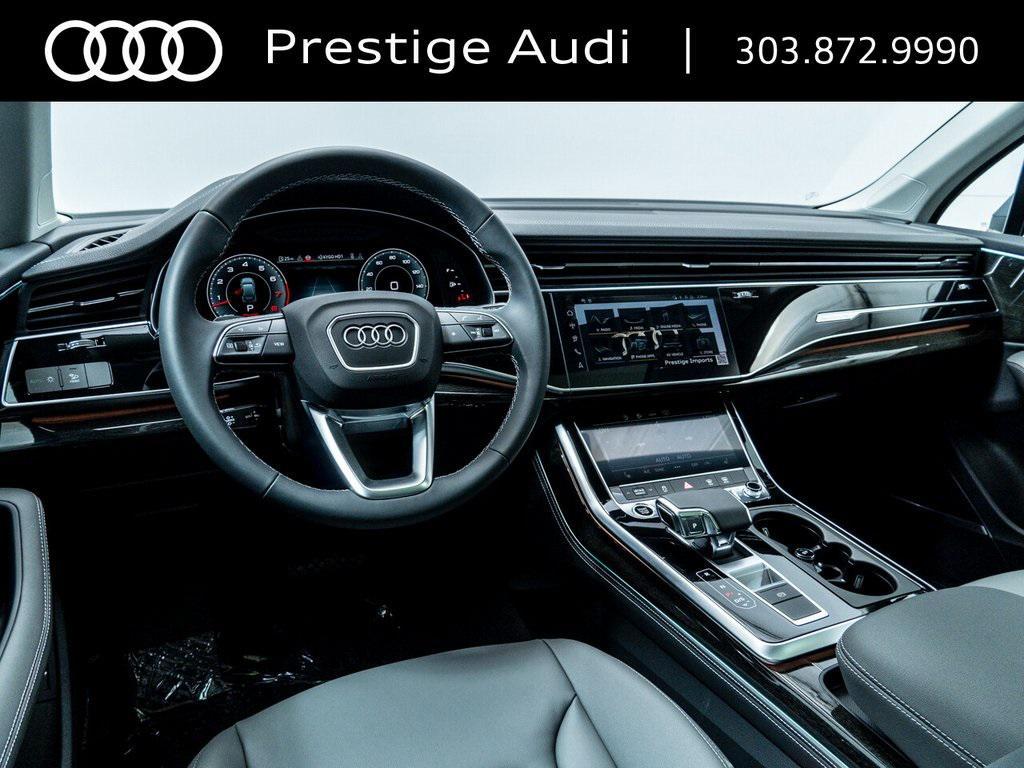 new 2025 Audi Q7 car, priced at $74,989