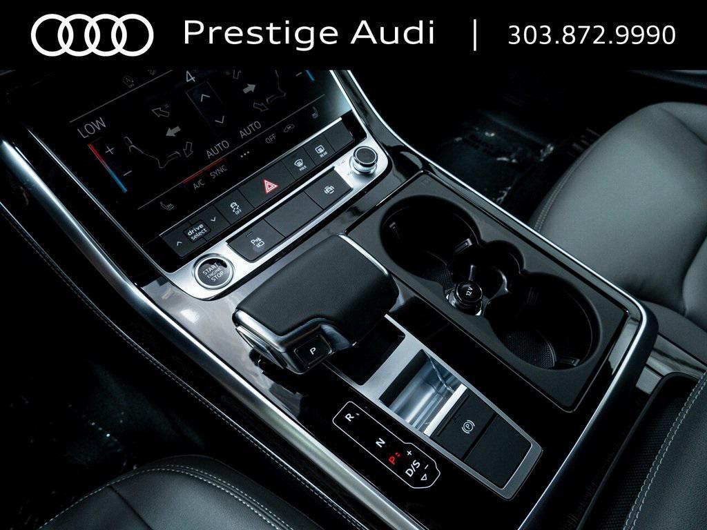 new 2025 Audi Q7 car, priced at $74,989