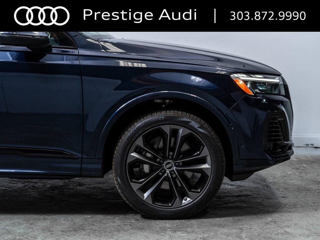 new 2025 Audi Q7 car, priced at $74,989