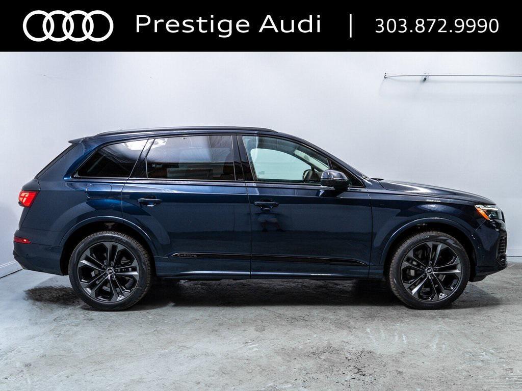 new 2025 Audi Q7 car, priced at $74,989