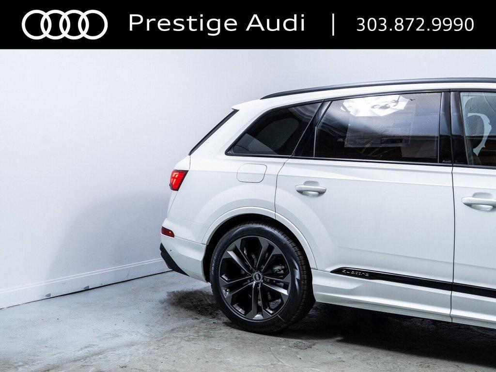 new 2025 Audi Q7 car, priced at $82,694