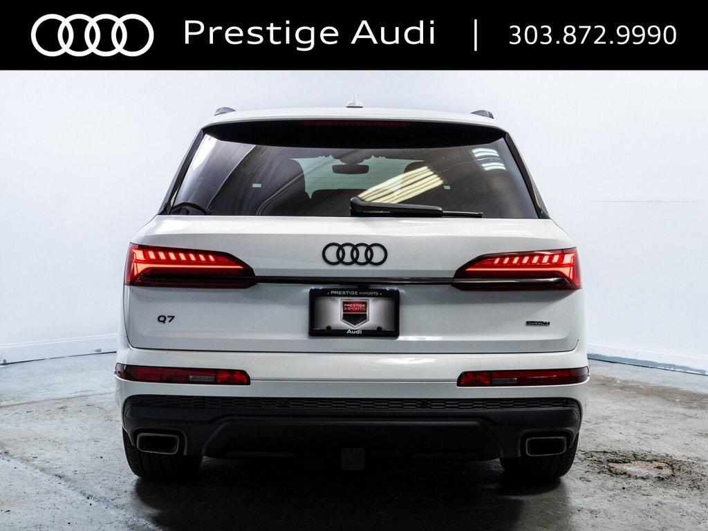 new 2025 Audi Q7 car, priced at $82,694