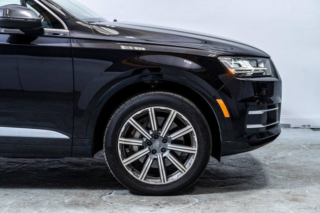 used 2019 Audi Q7 car, priced at $19,991