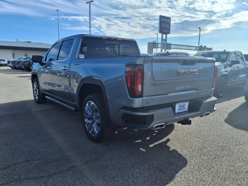 new 2025 GMC Sierra 1500 car, priced at $70,240