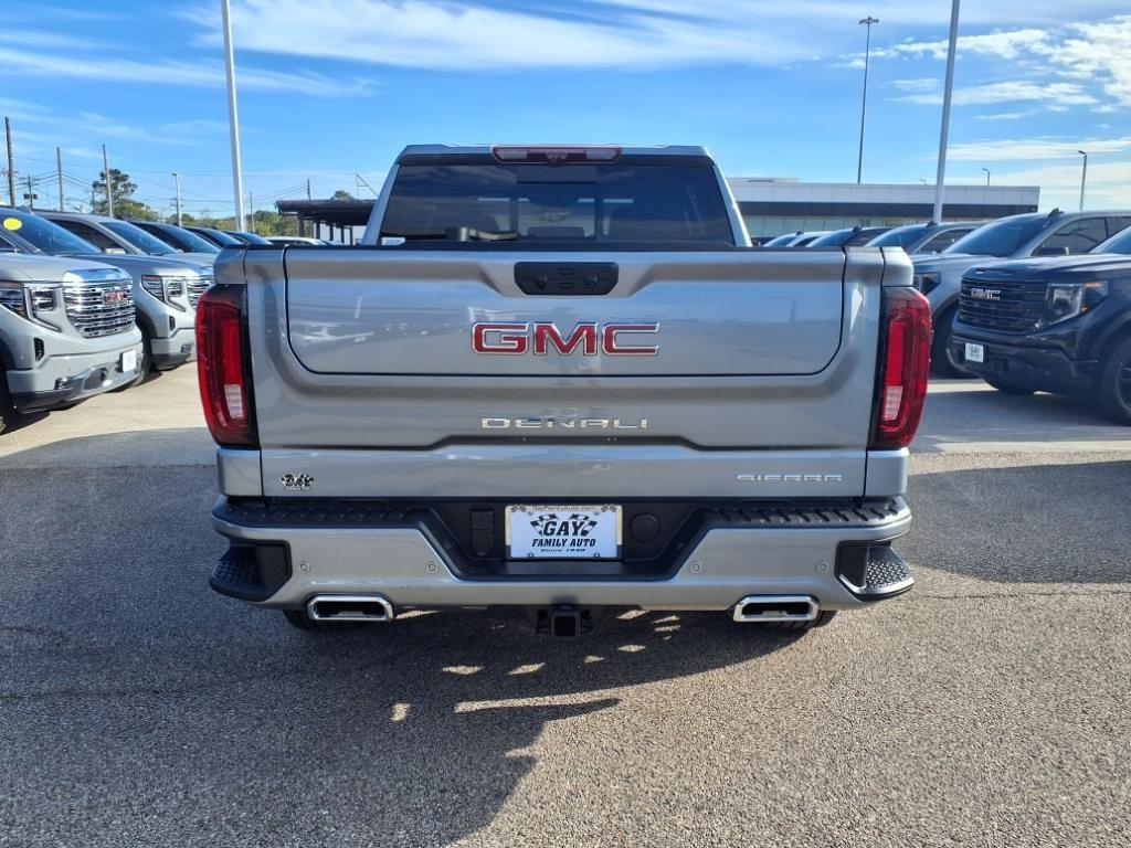 new 2025 GMC Sierra 1500 car, priced at $70,240