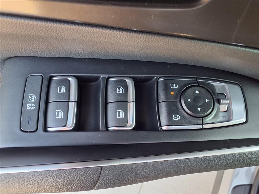 new 2026 Kia Sorento car, priced at $40,342