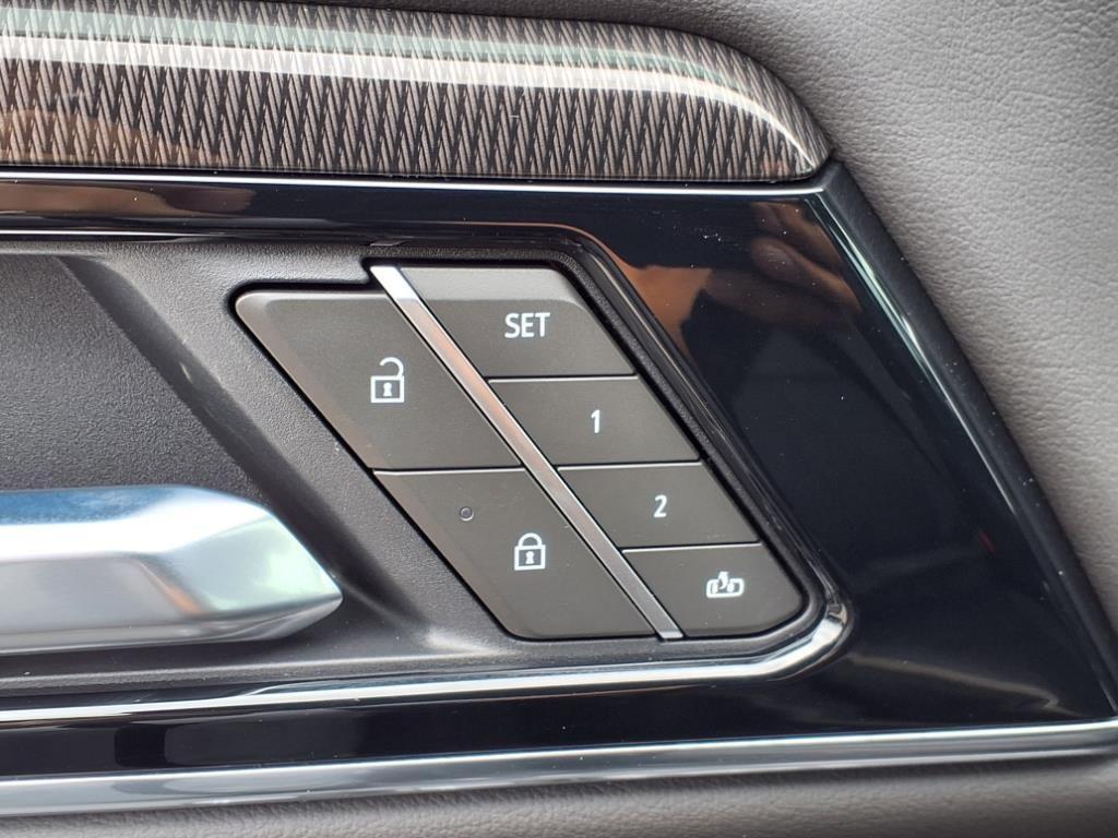 new 2025 GMC Yukon car, priced at $69,610
