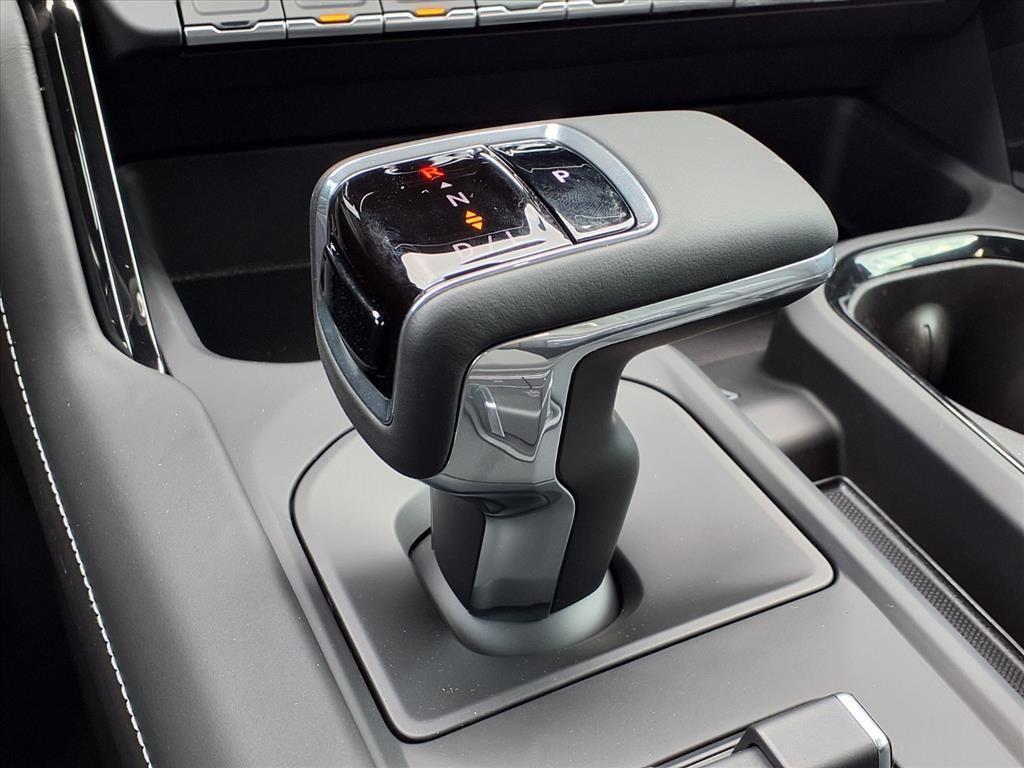 new 2025 GMC Sierra 1500 car, priced at $79,384