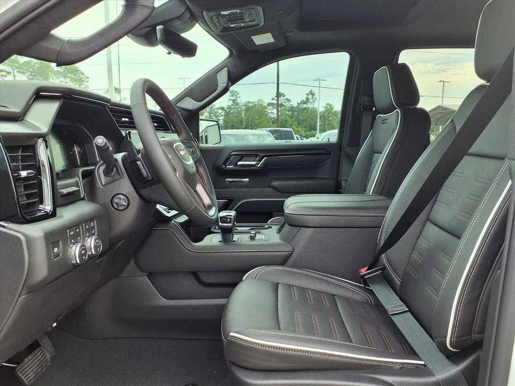 new 2025 GMC Sierra 1500 car, priced at $79,384