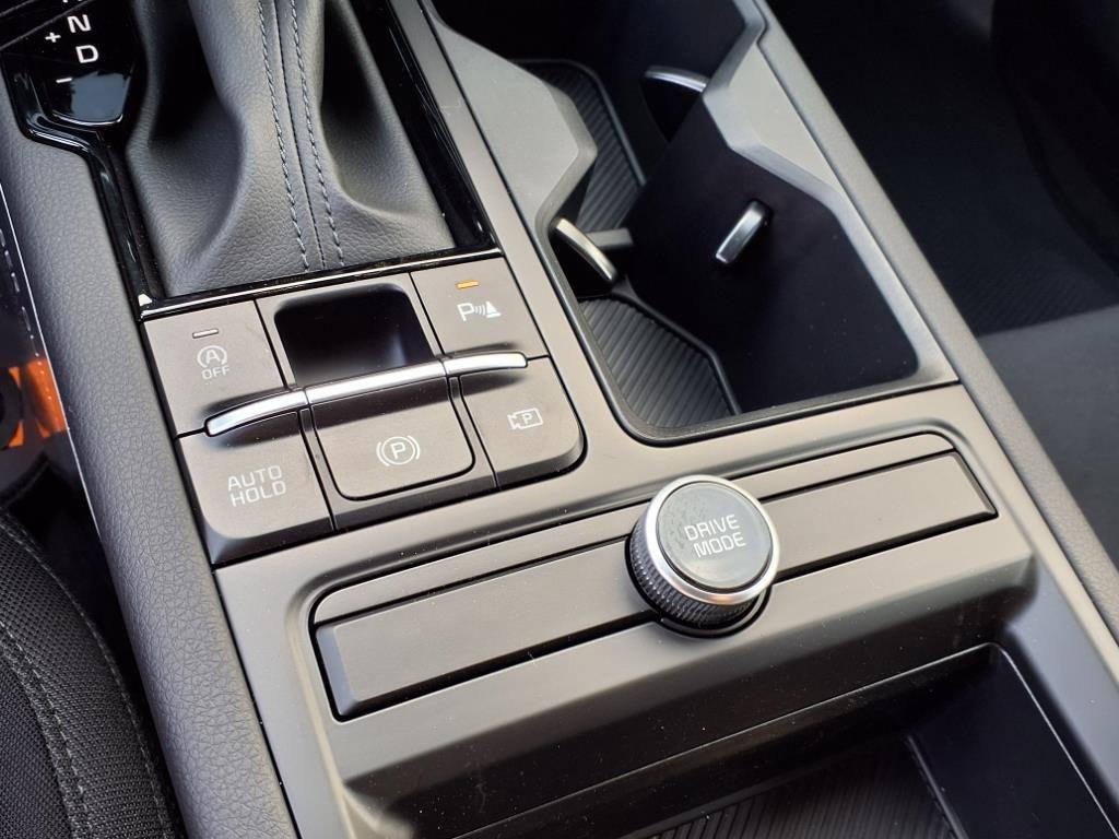 new 2025 Kia K5 car, priced at $27,655