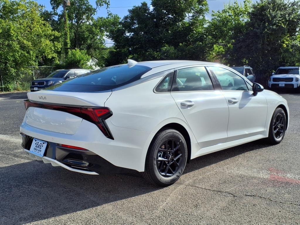 new 2025 Kia K5 car, priced at $27,655